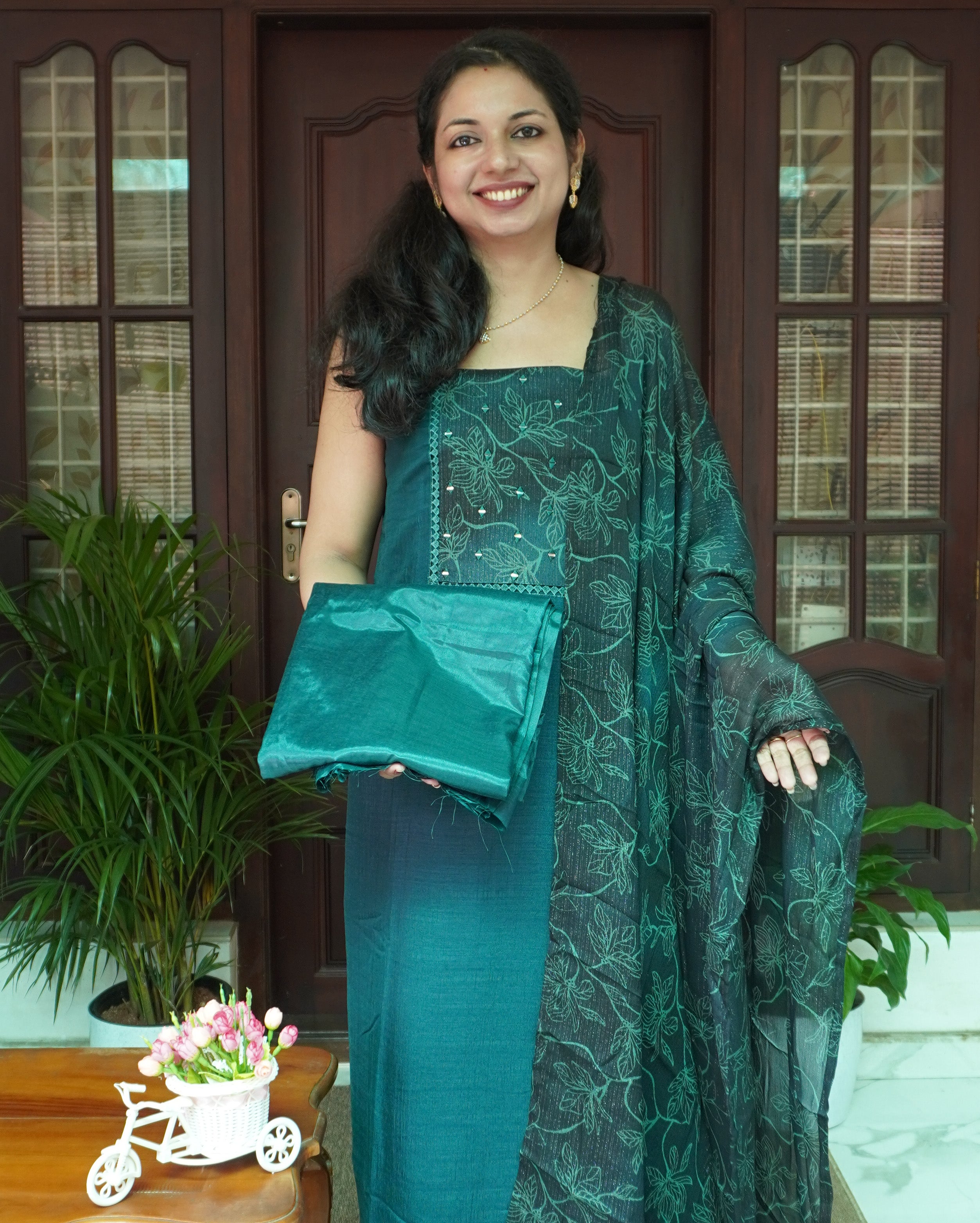 Vijithra Silk Unstitched Salwar Set- 0021