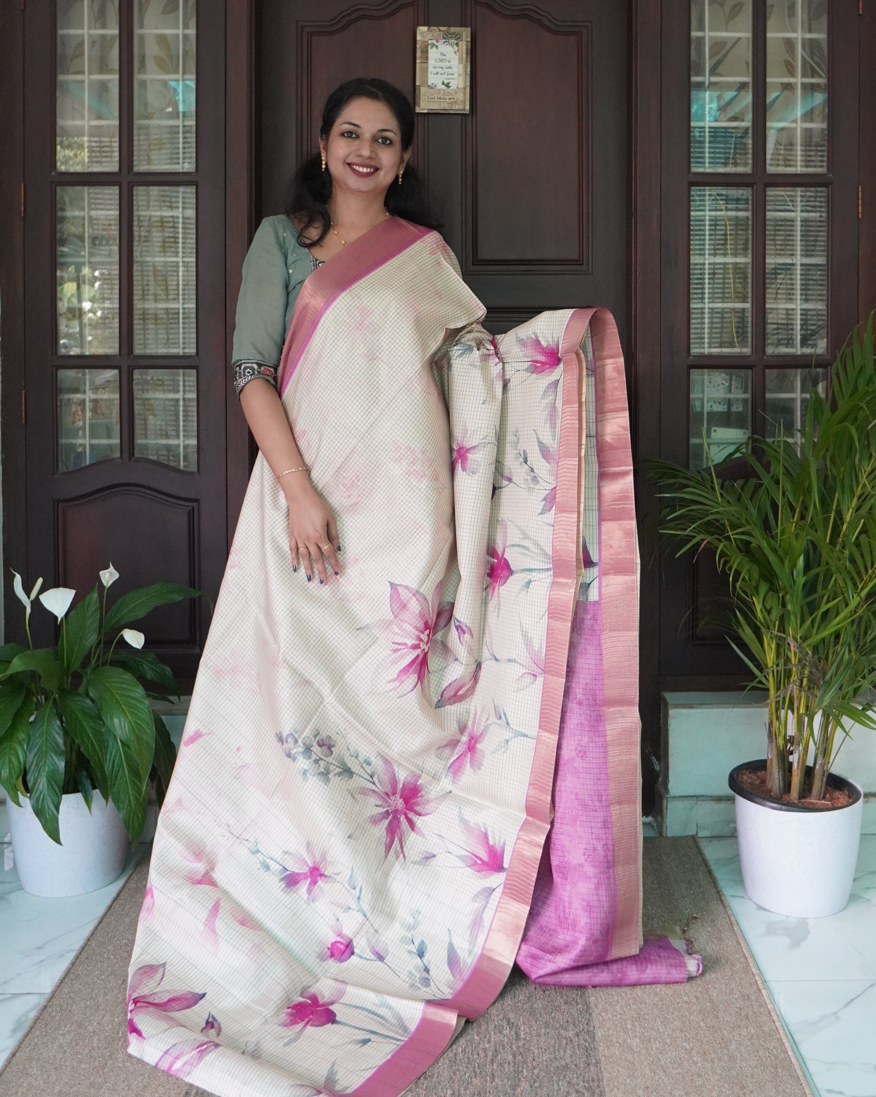 Semi Silk Saree with Floral Design and Check Pattern Weaving -0002