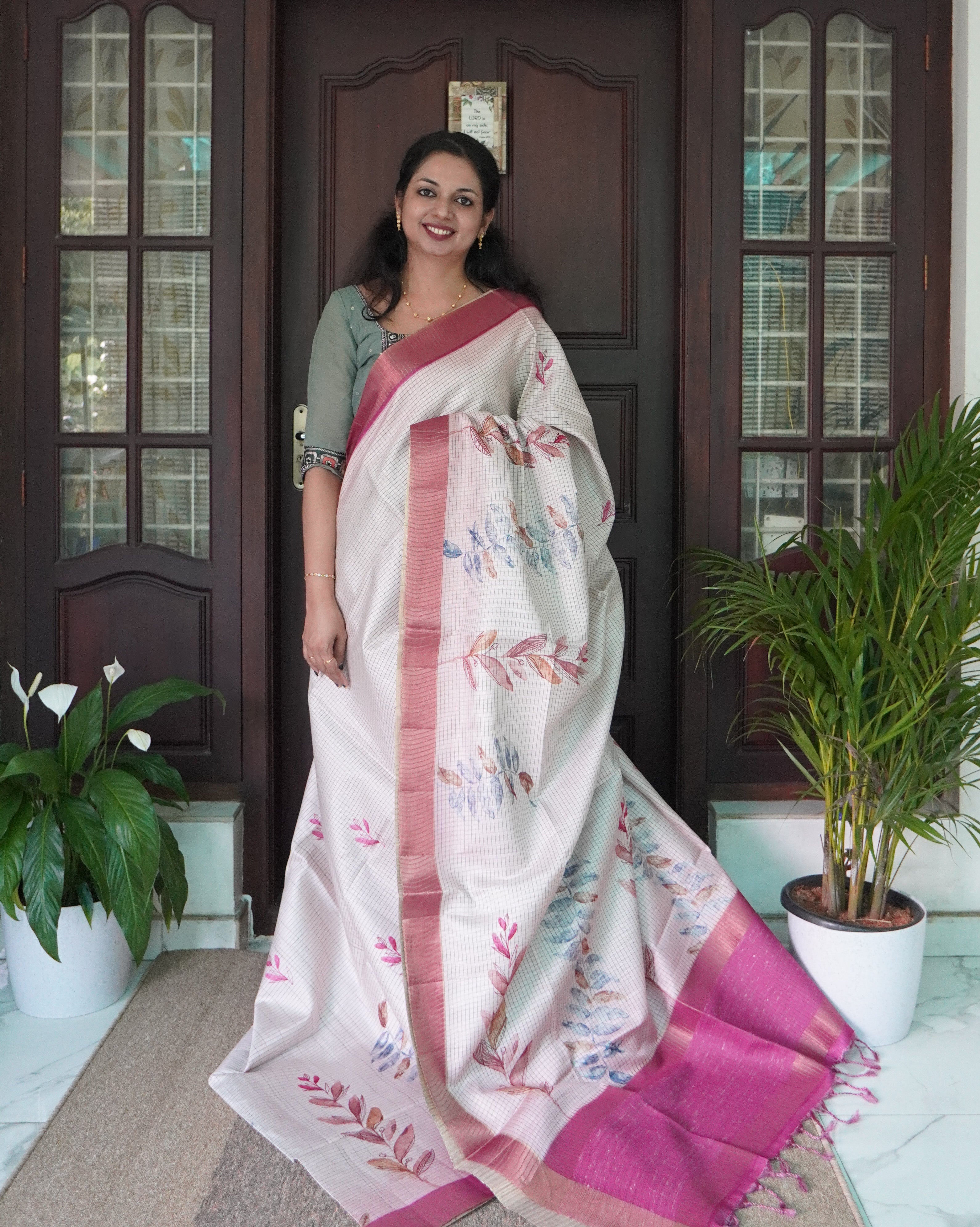 Semi Silk Saree with Floral Design and Check Pattern Weaving -0002