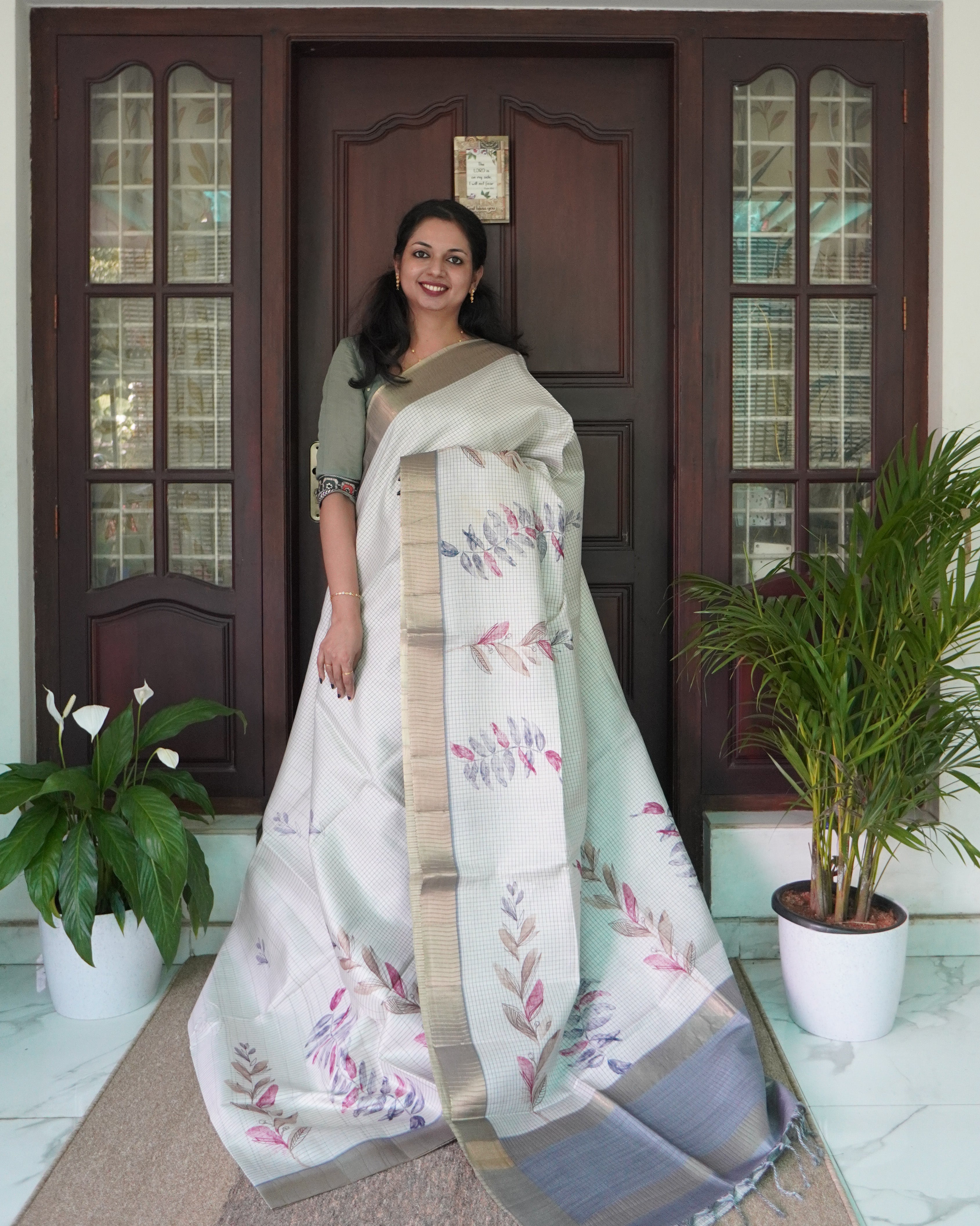 Semi Silk Saree with Floral Design and Check Pattern Weaving -0002