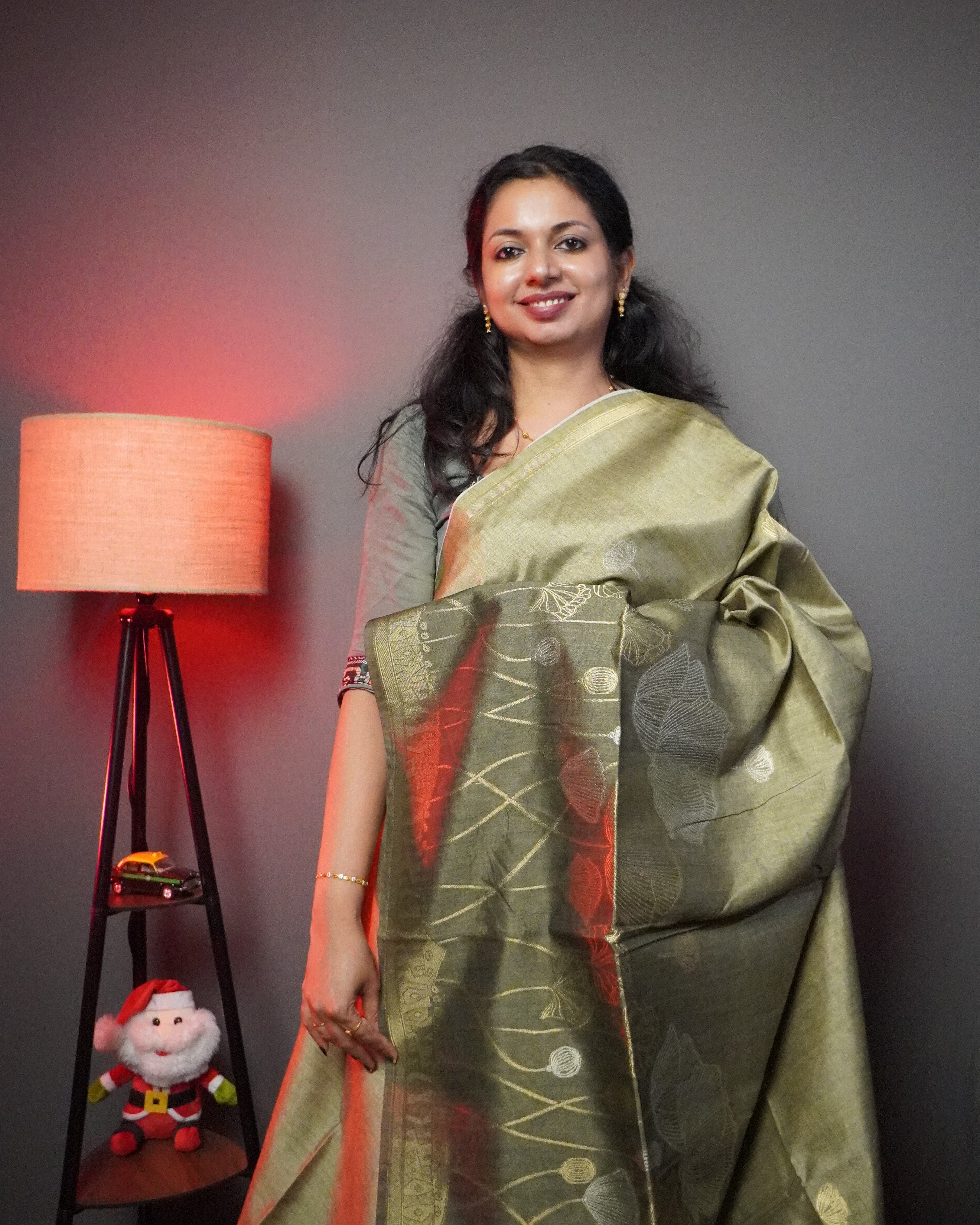 Semi Tussar Saree with Flower Motif -0006