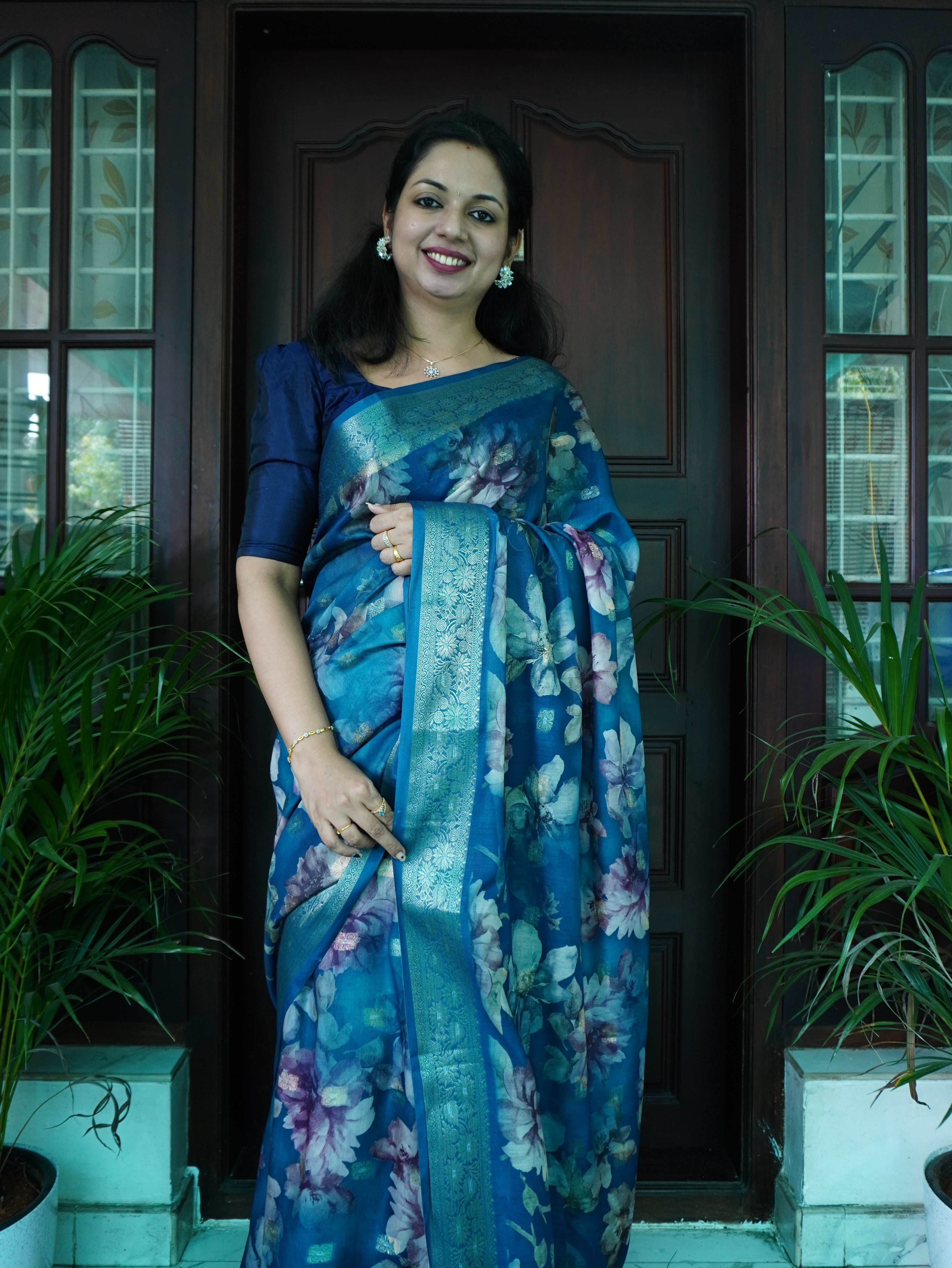 Semi Linen Saree with Floral Print-0050-1