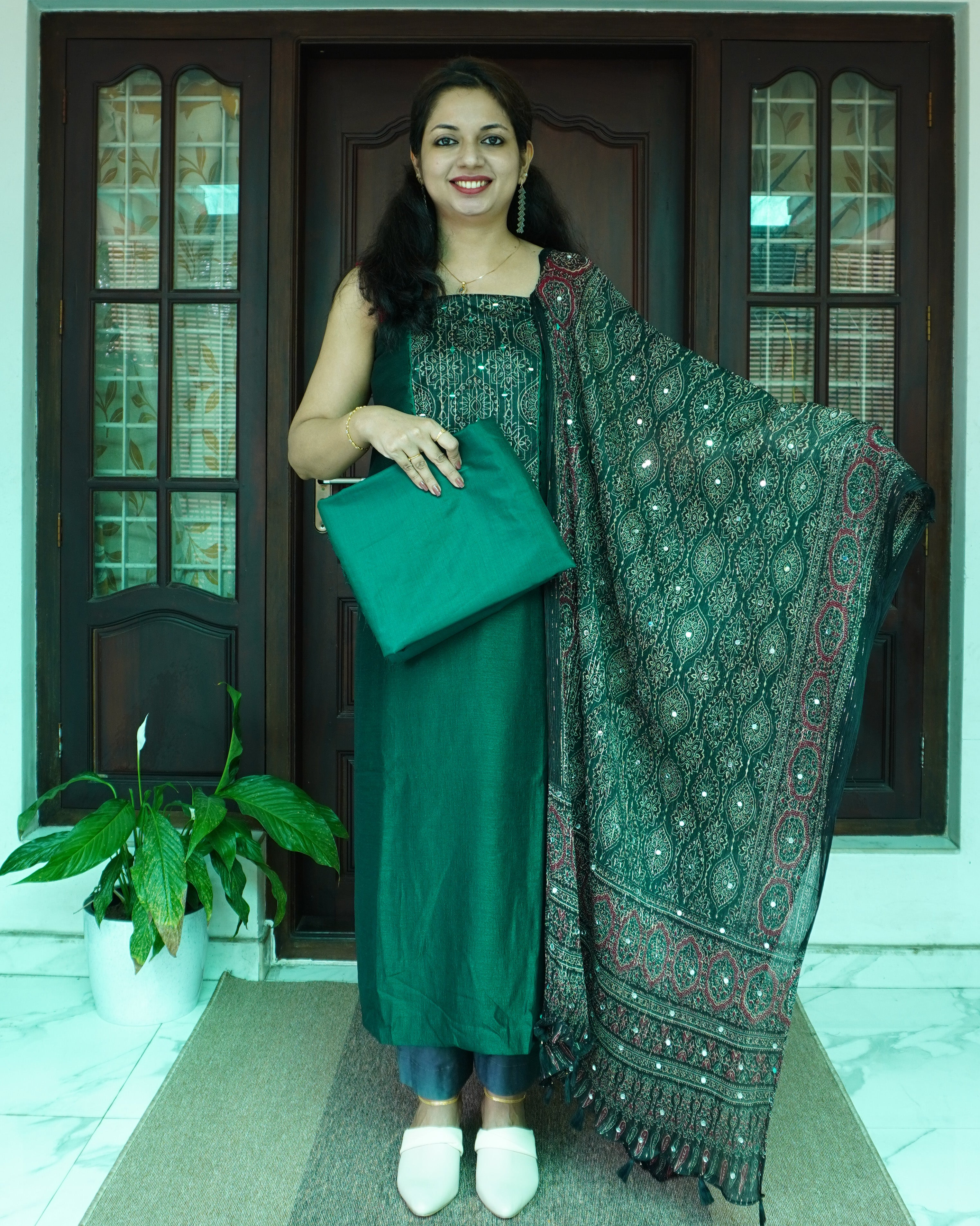 Vijithra Silk Unstitched 4 Piece Salwar Set-0058